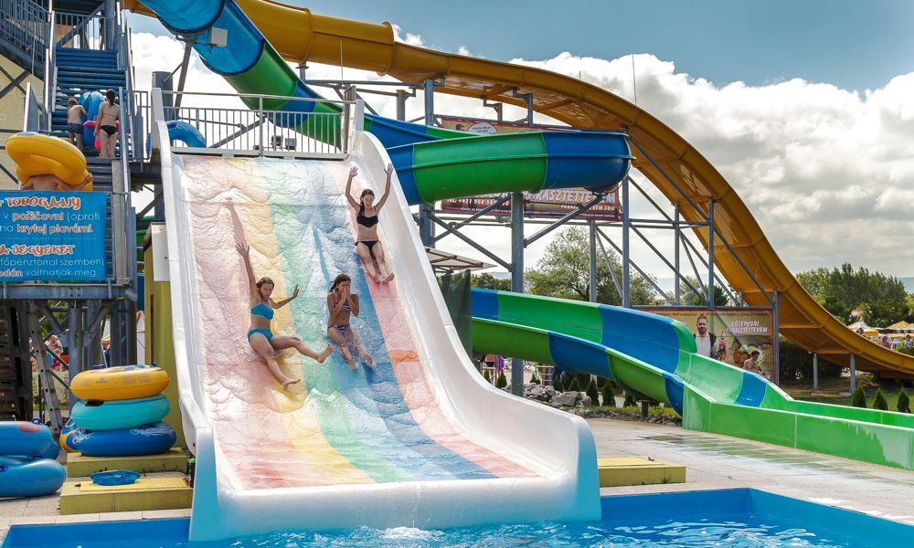 Vadaš Štúrovo kúpalisko tobogán