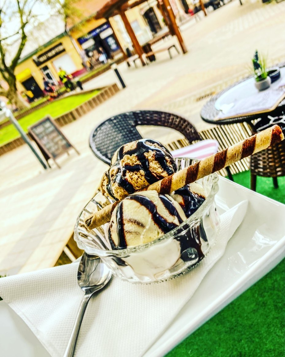 Štúrovo zmrzlina na pešej zóne