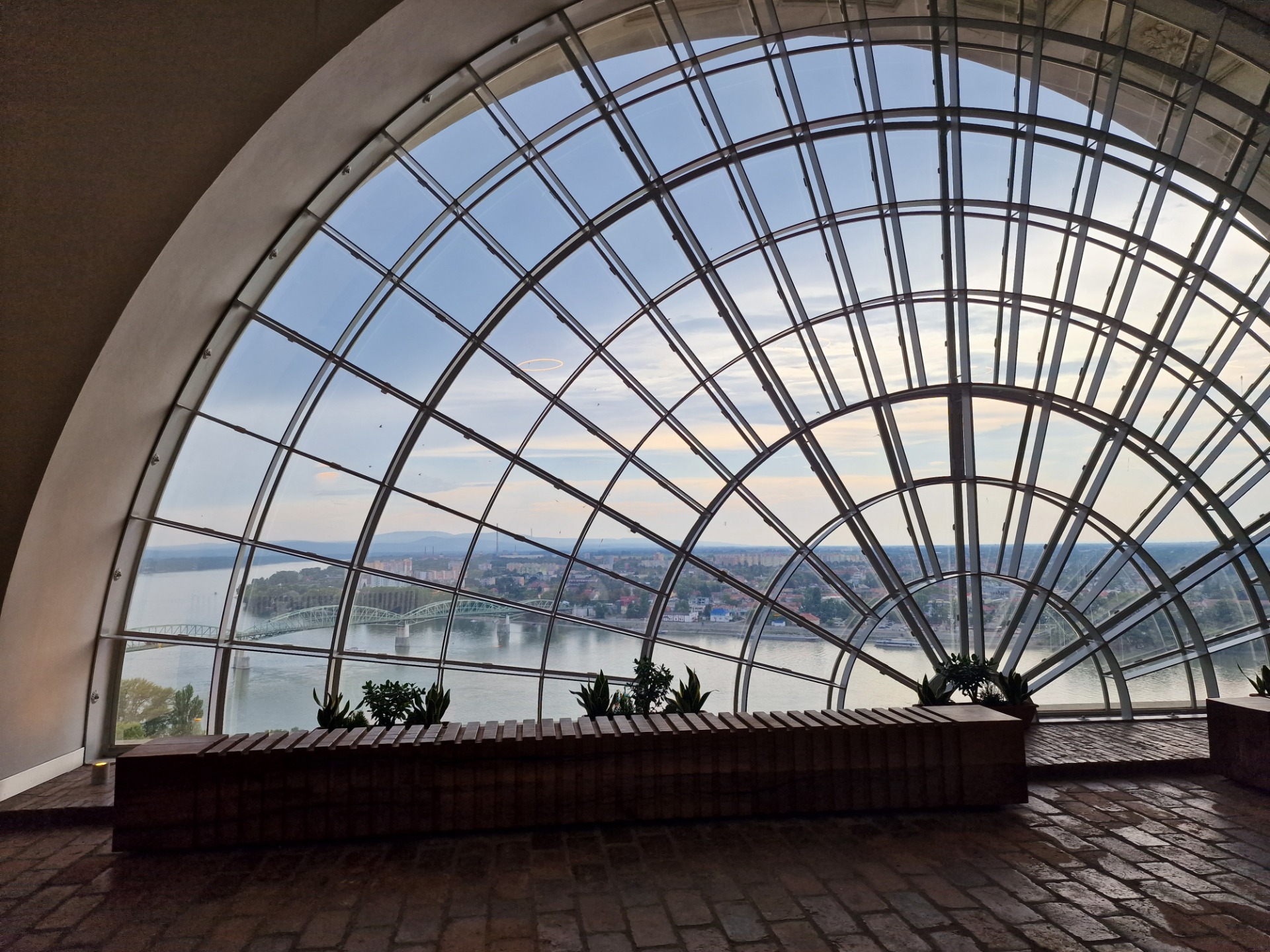 Ostrihom bazilika kaviareň