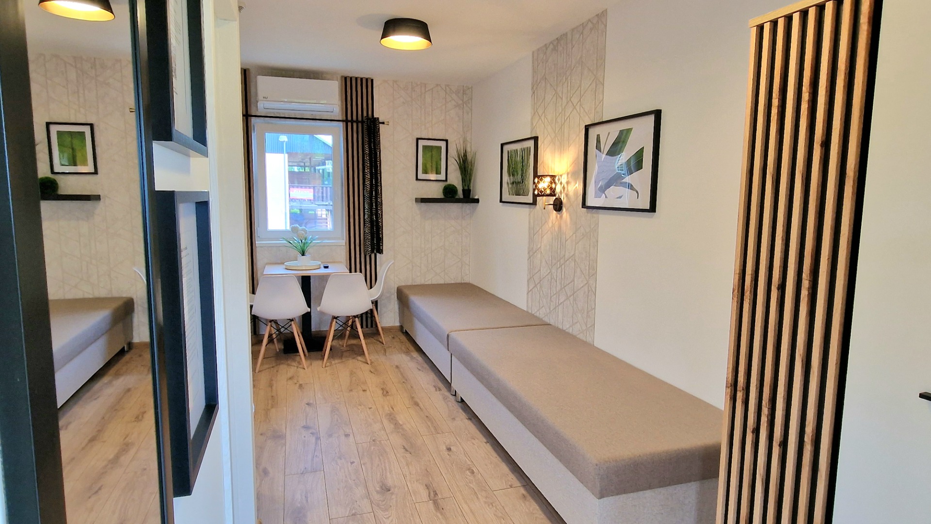 Chata Stela West vchod